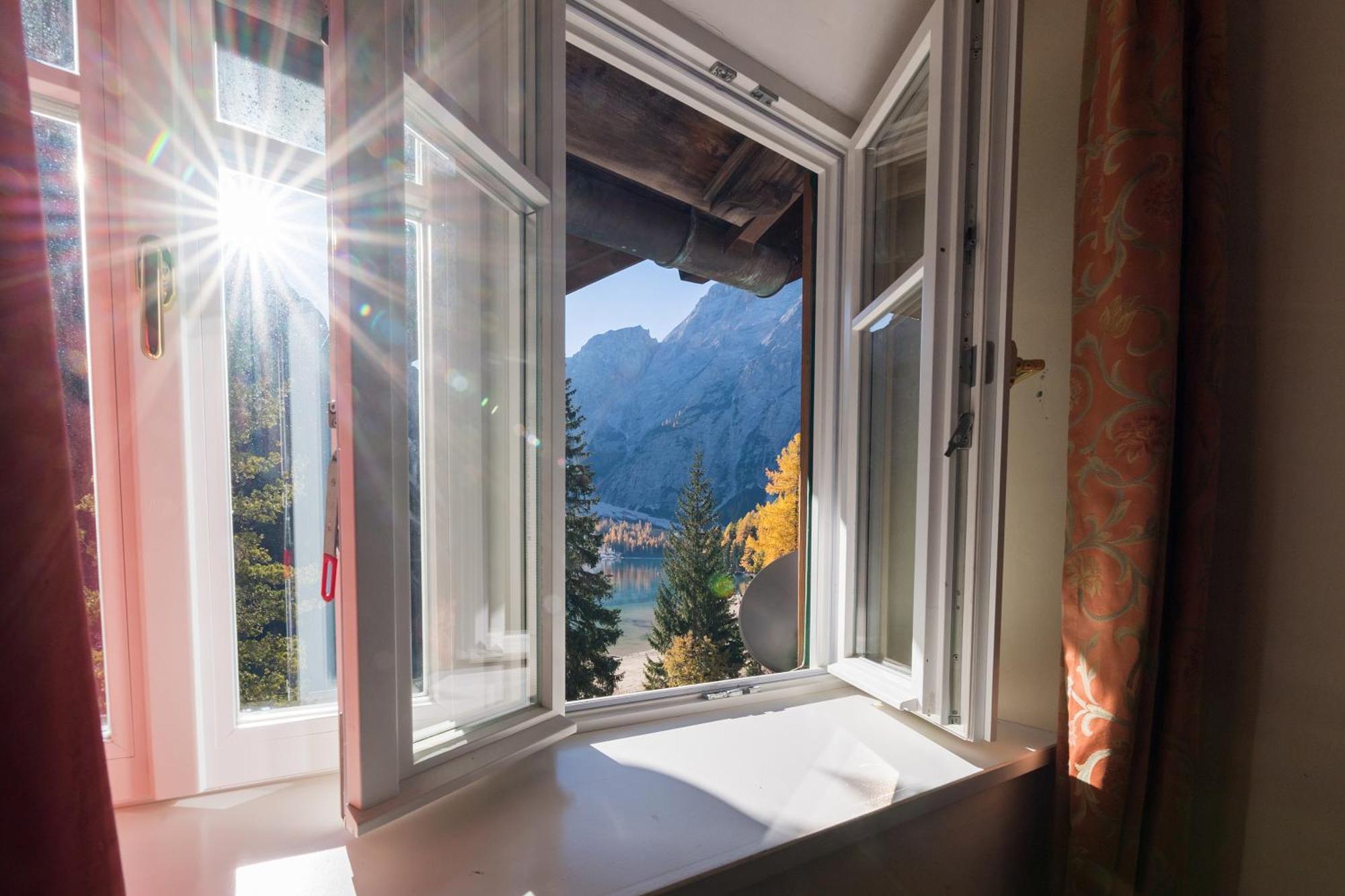 Hotel Lago Di Braies Braies  Luaran gambar